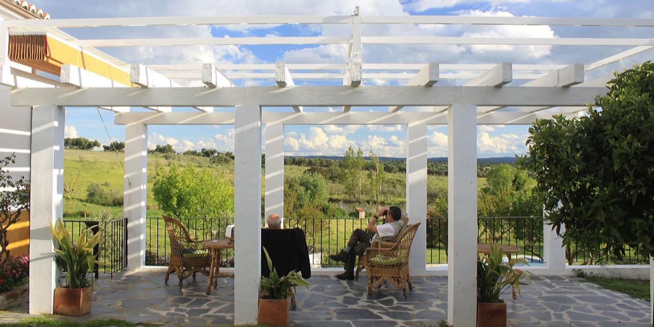 Palacio Viejo De Las Corchuelas Torrejón el Rubio Extérieur photo